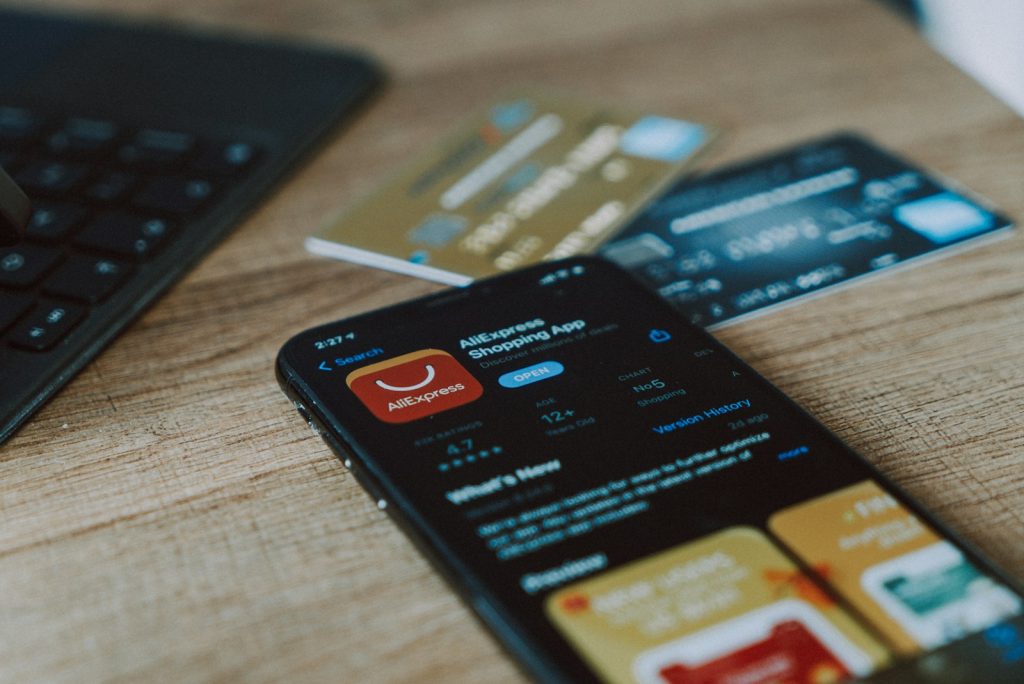 AI Mobile App Ideas 2025 - Shopping Assistant