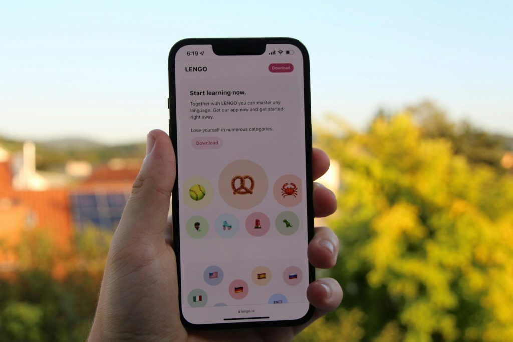 AI Mobile App Ideas 2025 - Language Transalator